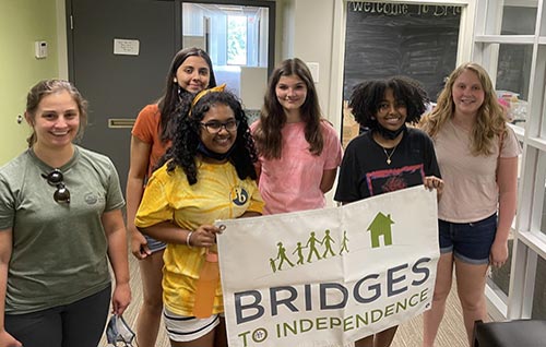 Volunteering at Bridges to Independence